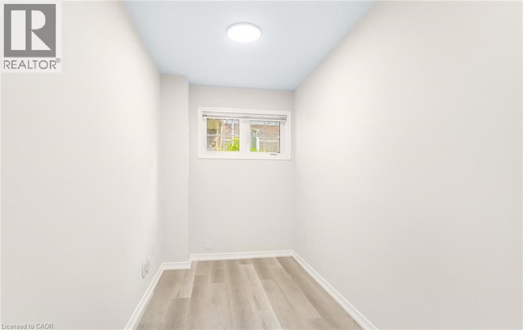 #1 2441 GREENWICH Drive - 22