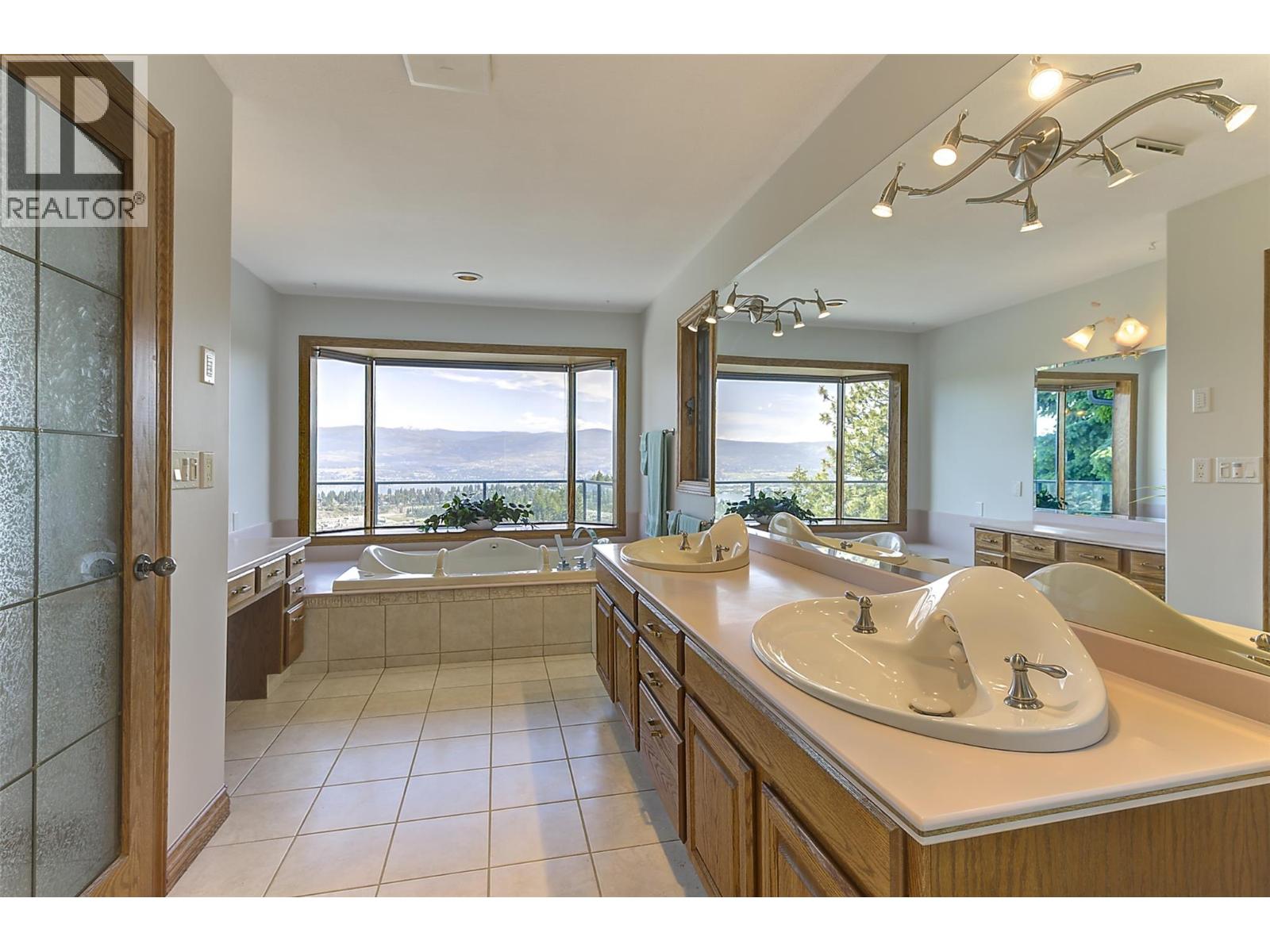 1525 Klein Road, West Kelowna