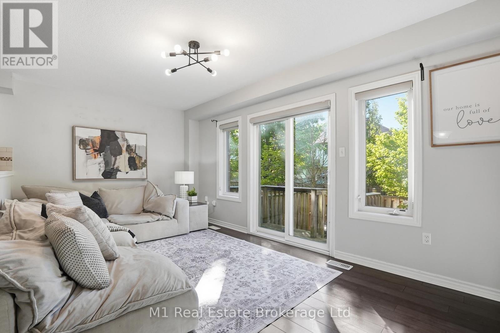 22 LAMBETH WAY - 10