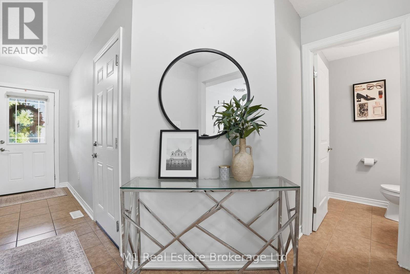 22 LAMBETH WAY - 8
