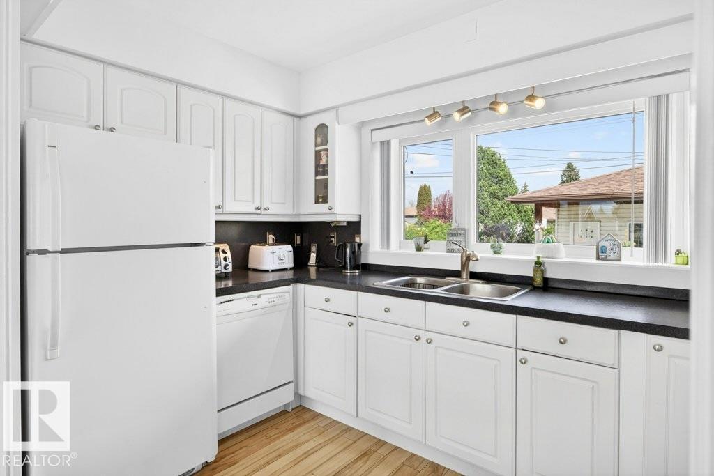 13523 65 ST NW - 20