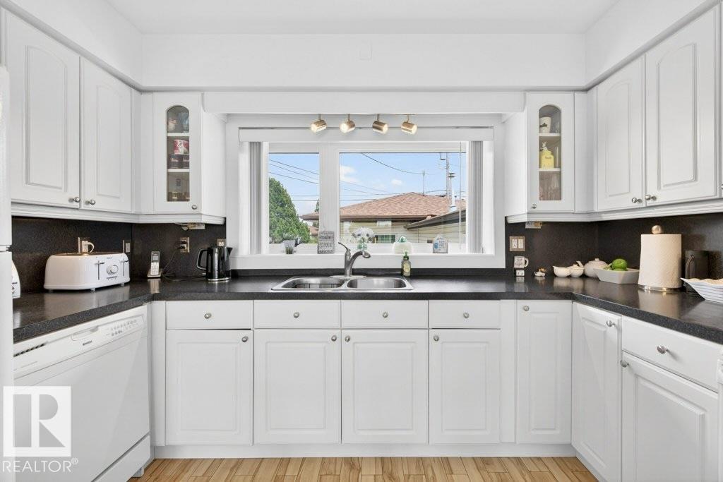 13523 65 ST NW - 21