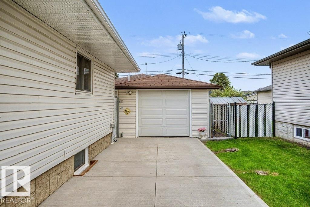 13523 65 ST NW - 40