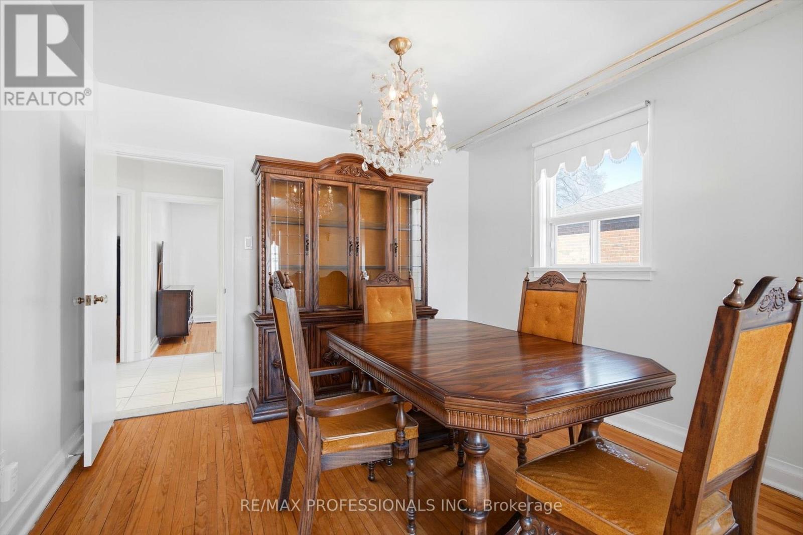 54 CULNAN AVENUE - 6