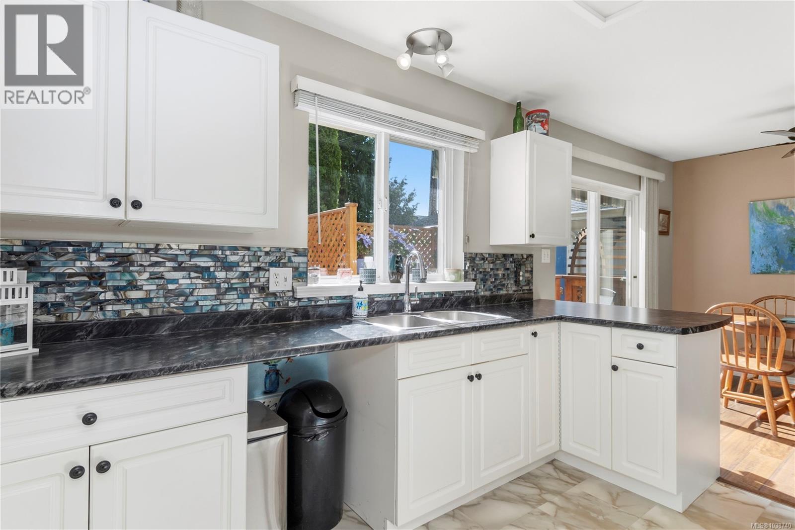 2505 Soderholm Crt - 12