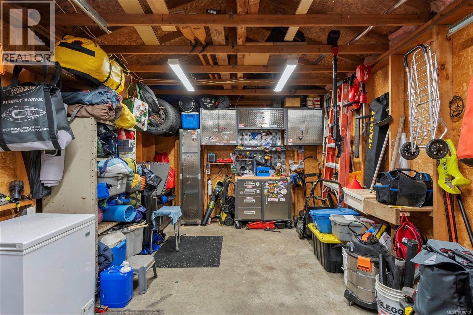 2505 Soderholm Crt - 29