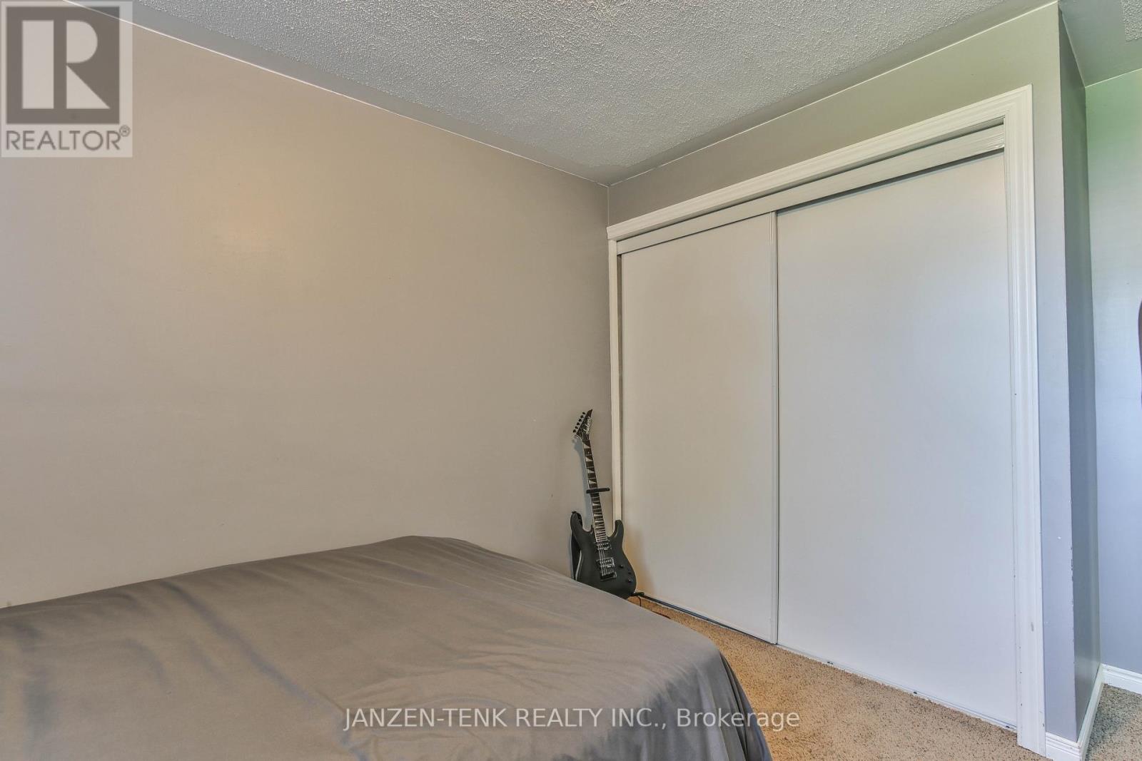 4-bedroom home for sale at 22 BECKETT BOULEVARD, Tillsonburg ON · photo 28 of 38
