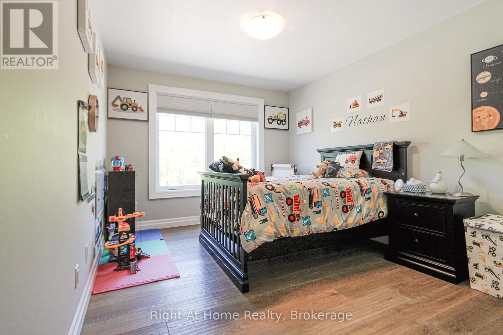 367 GOLF CLUB ROAD - 23