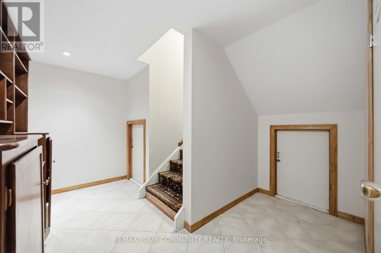 26 KNIGHTS PLACE - 18