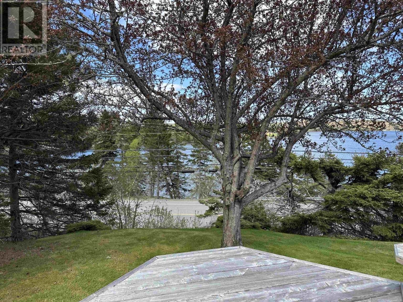 Property 3 of 49 of 10419 16 Highway