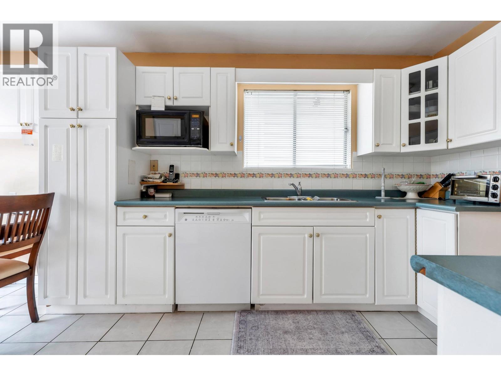Thumbnail 18