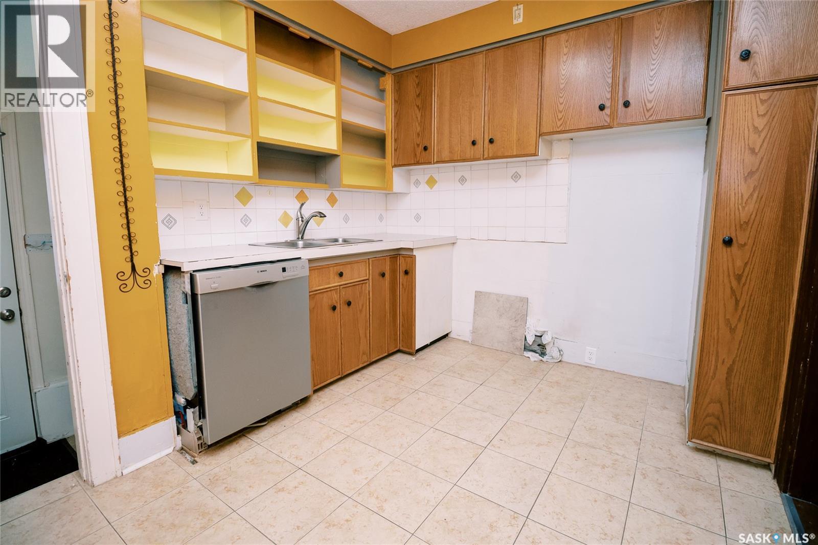 105 28th STREET - 20