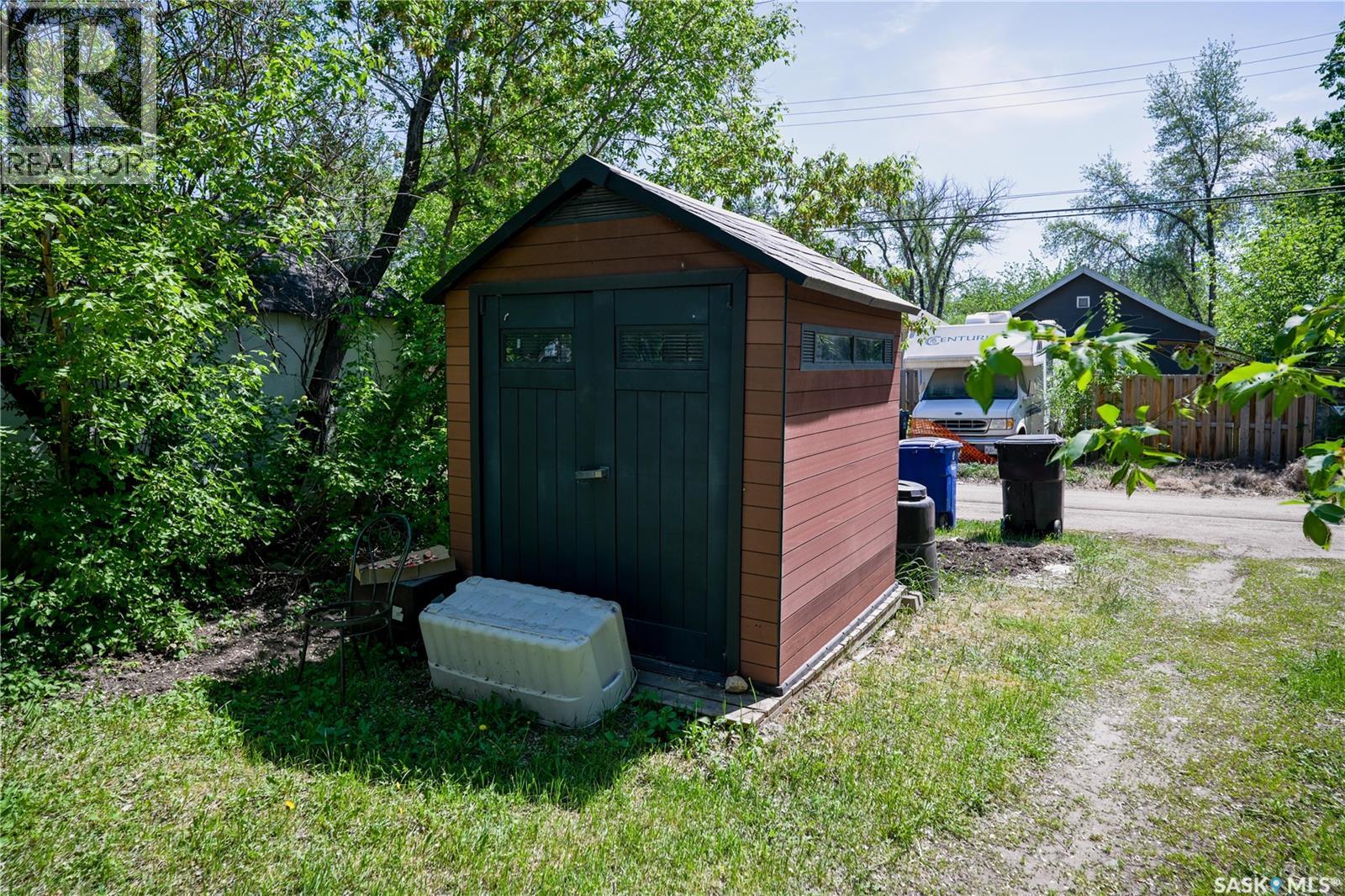105 28th STREET - 34