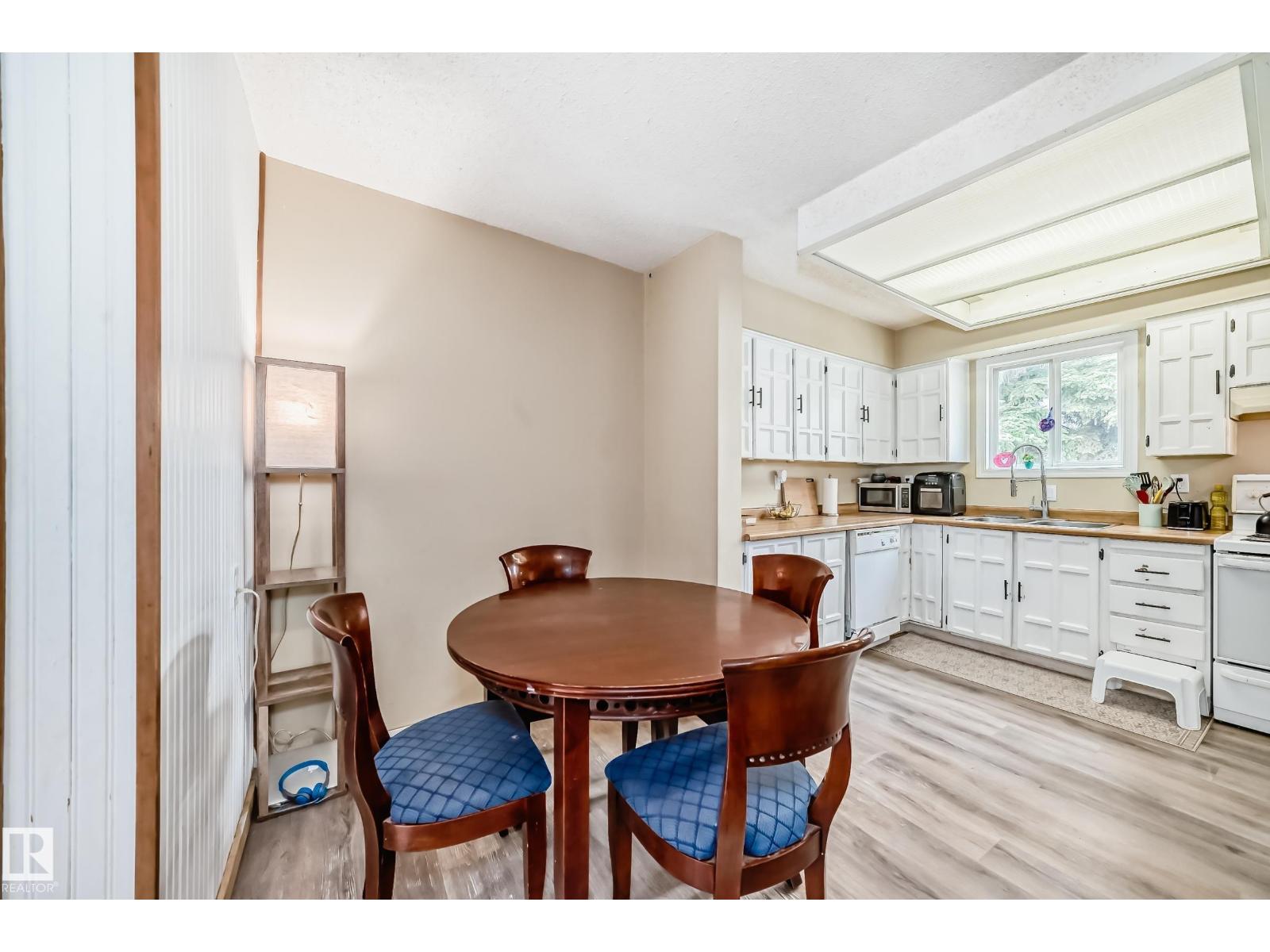 9323 Morinville DR - 10