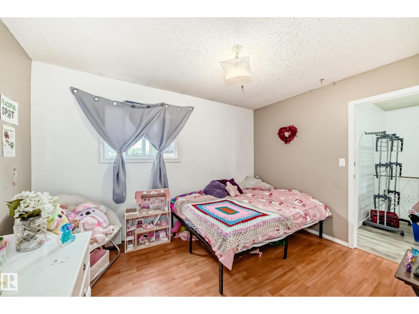 9323 Morinville DR - 27