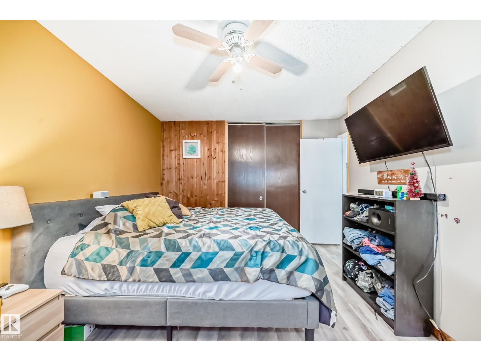 9323 Morinville DR - 23
