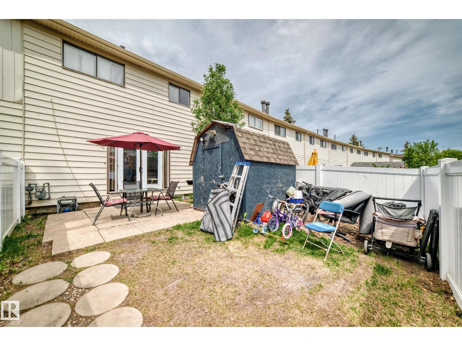 9323 Morinville DR - 42