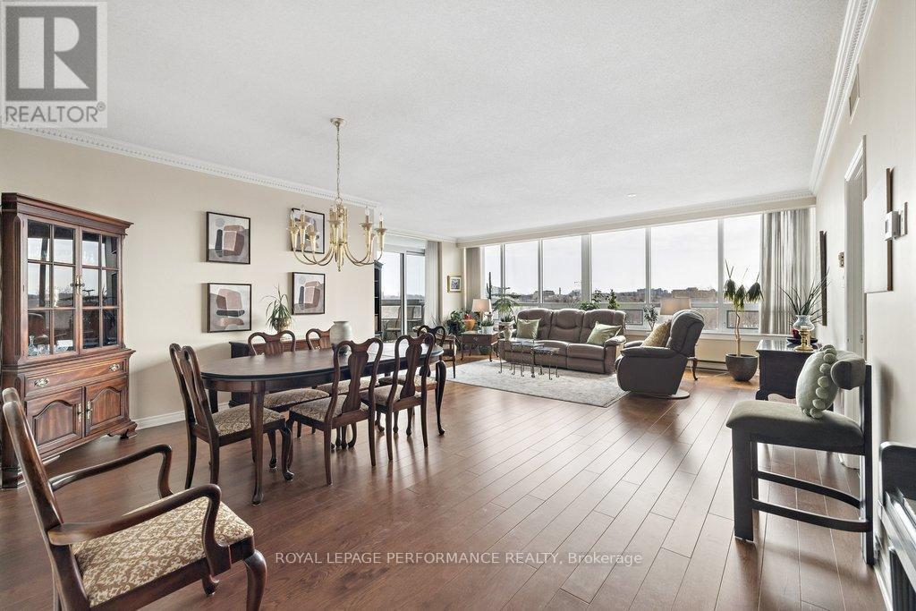 Open concept Living & Dining