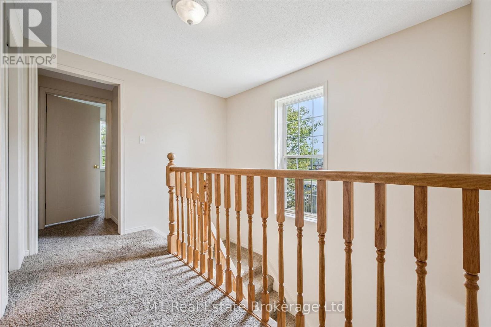 #27 124 GOSLING GARDENS - 21