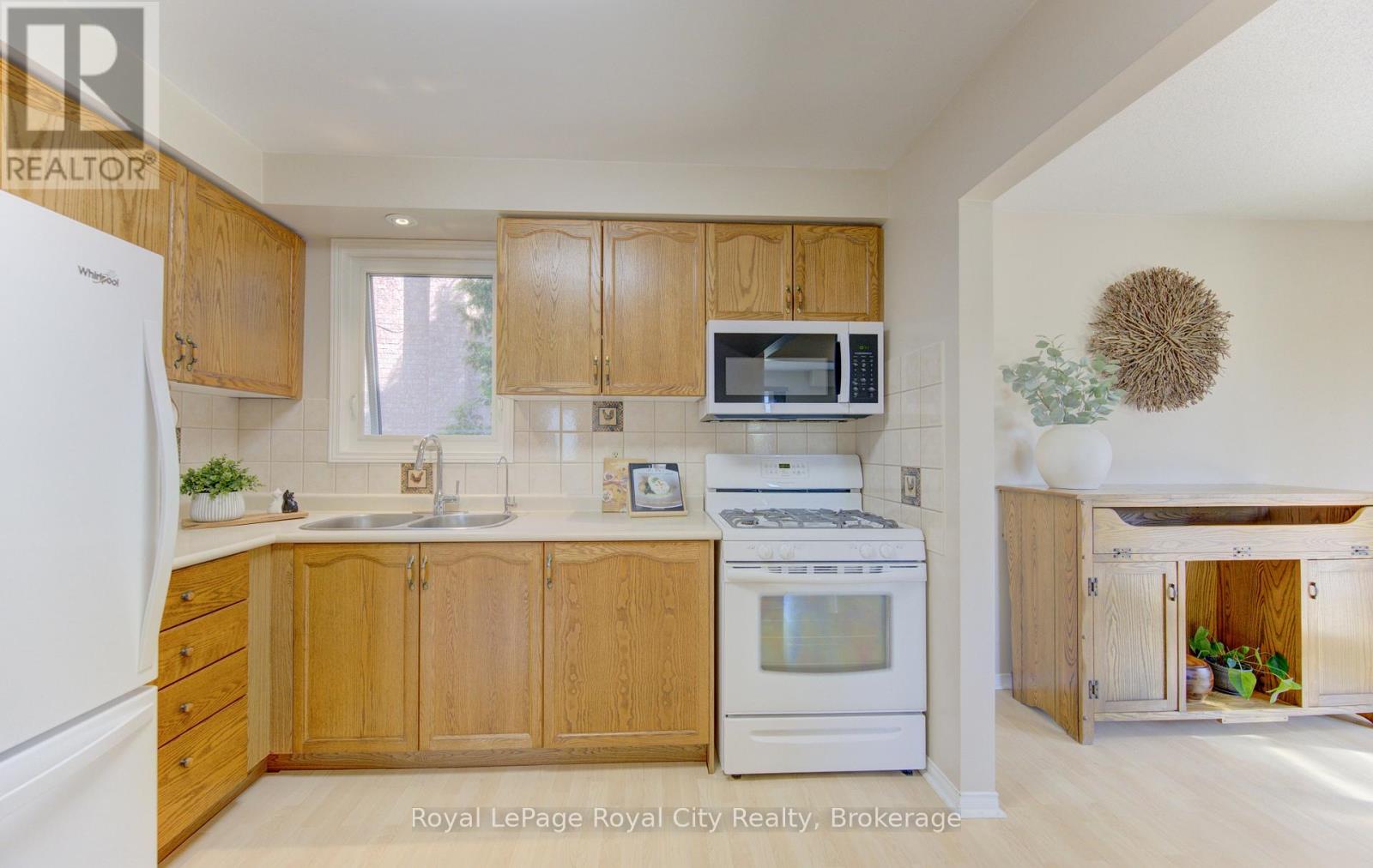 157 LEESON STREET - 15