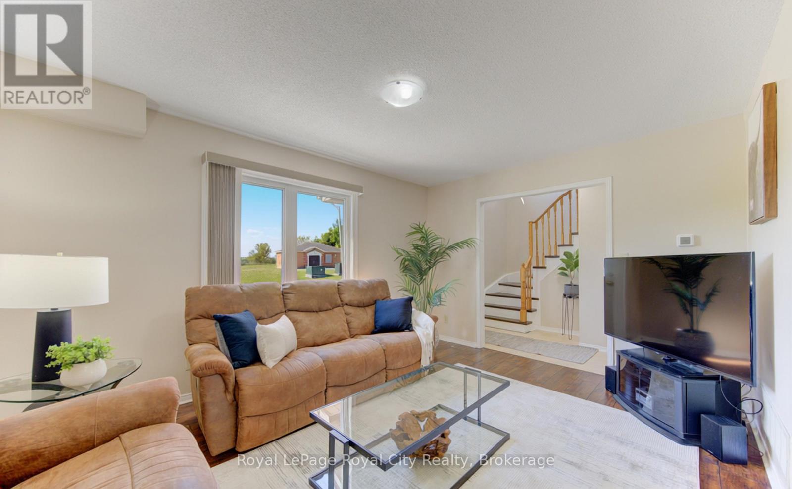 157 LEESON STREET - 7