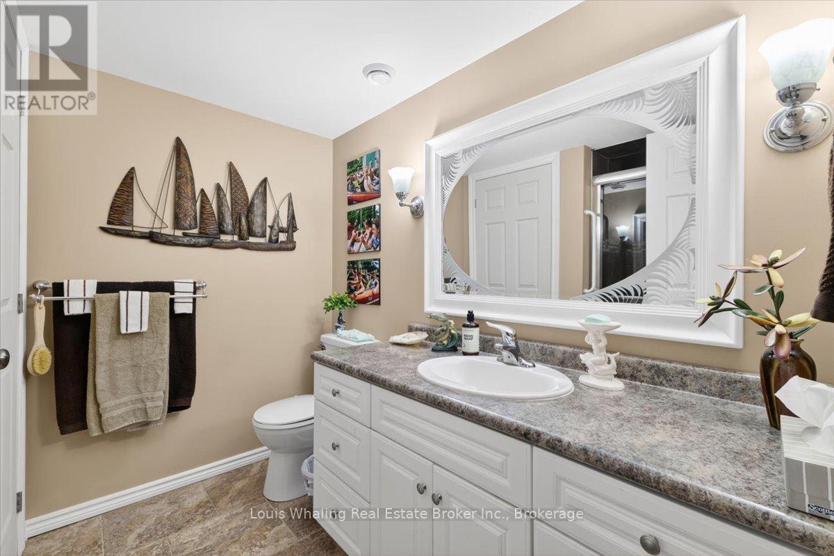 113 B 13TH AVENUE - 15