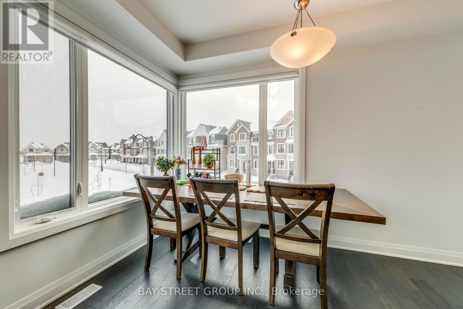 3049 MERRICK ROAD - 28