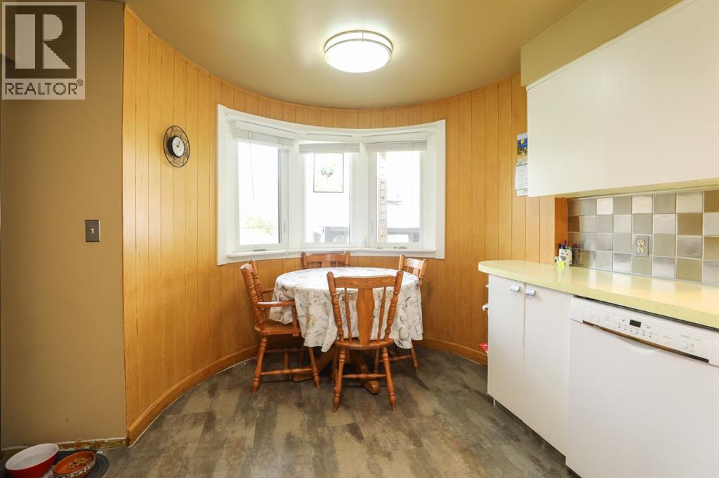 25 W 1 Avenue S — photo 10