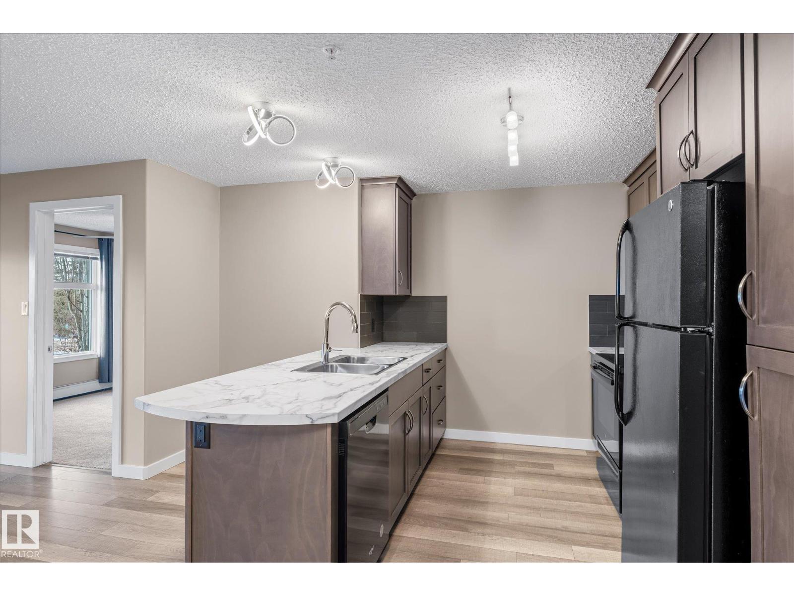 #257 7805 71 ST NW - 10