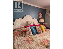 36 Hayward Lane, photo 12
