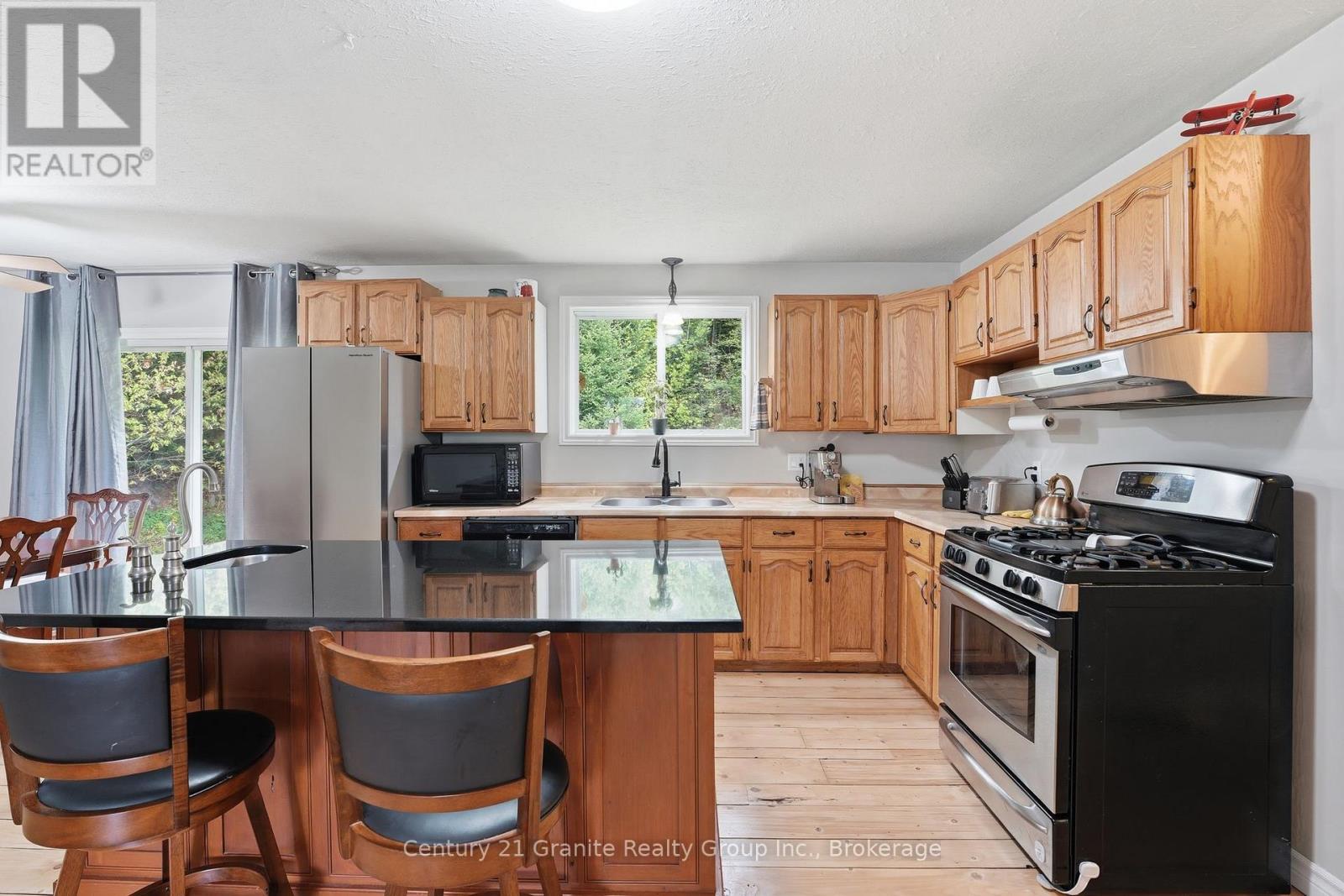 1937 MUMFORD ROAD - 10