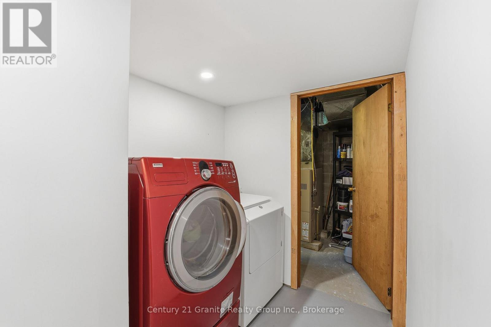 1937 MUMFORD ROAD - 26