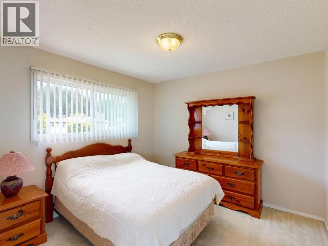 3730 SELKIRK AVE - 17