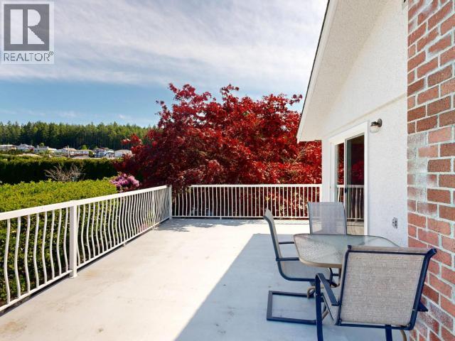 3730 SELKIRK AVE - 28