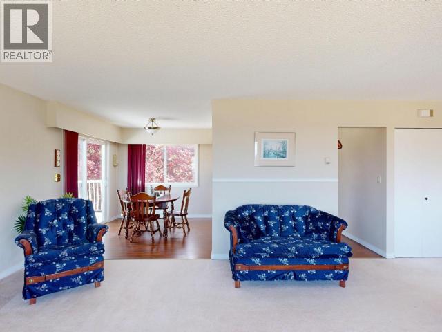 3730 SELKIRK AVE - 6
