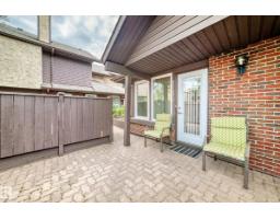 7930 111 St Nw, Edmonton, AB T6G2R2 Photo 22