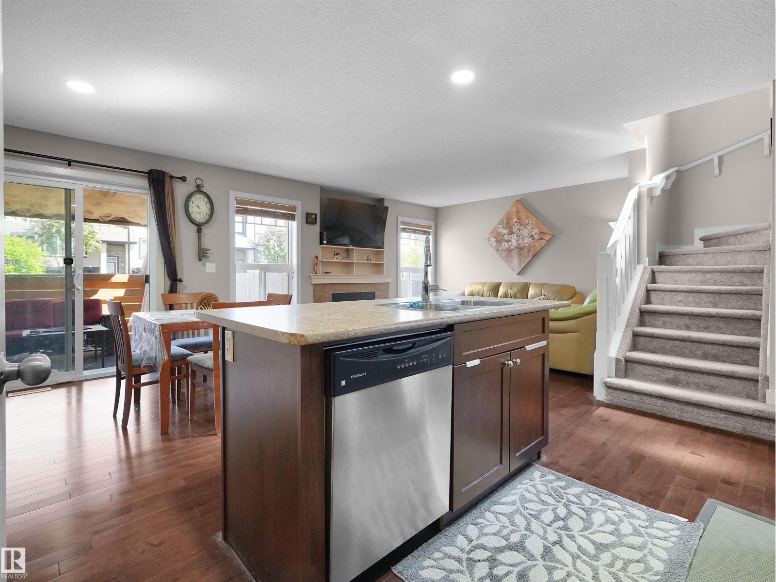 1692 CUNNINGHAM WY SW - 12