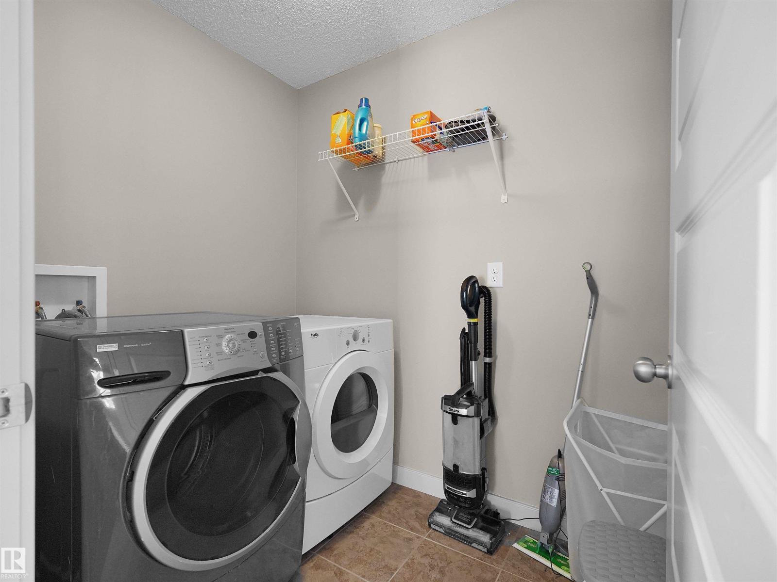 1692 CUNNINGHAM WY SW - 30