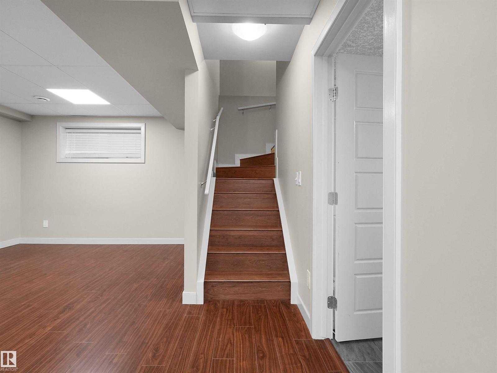 1692 CUNNINGHAM WY SW - 37