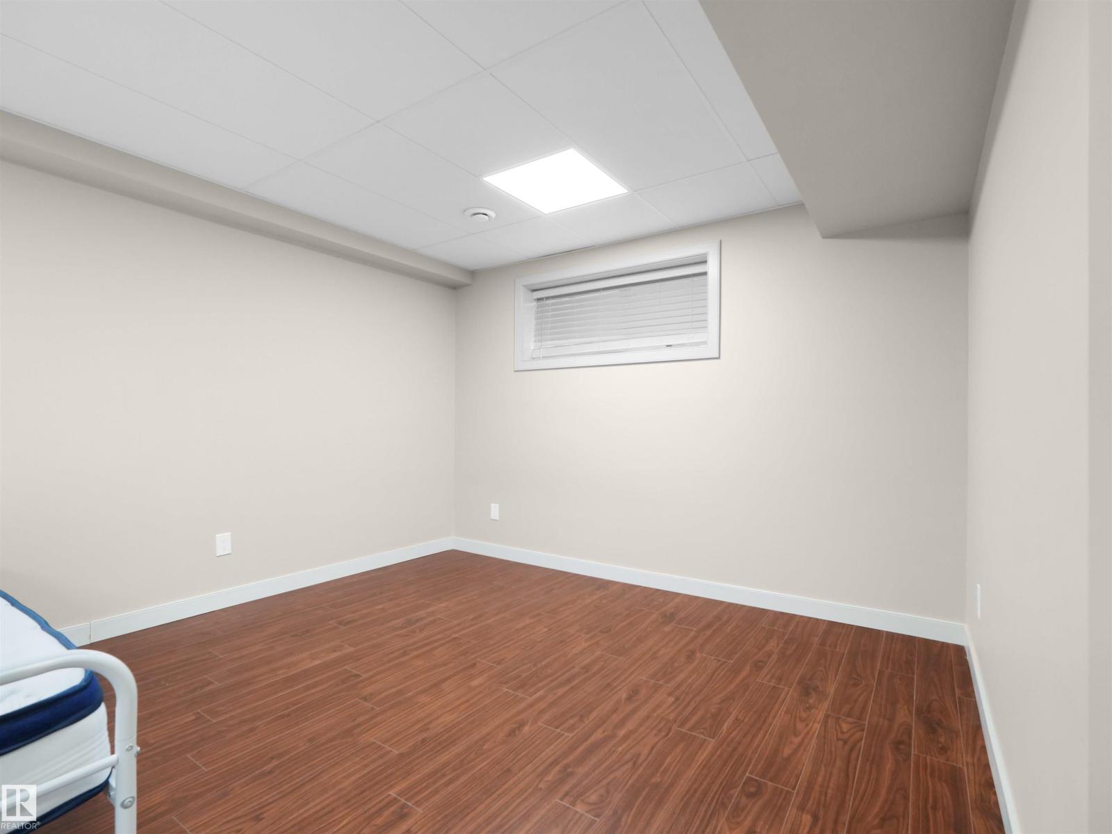1692 CUNNINGHAM WY SW - 40