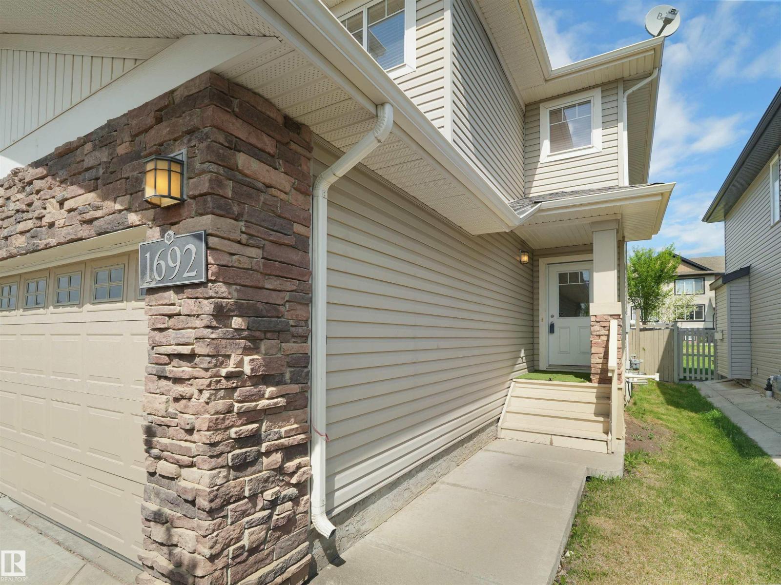 1692 CUNNINGHAM WY SW - 61