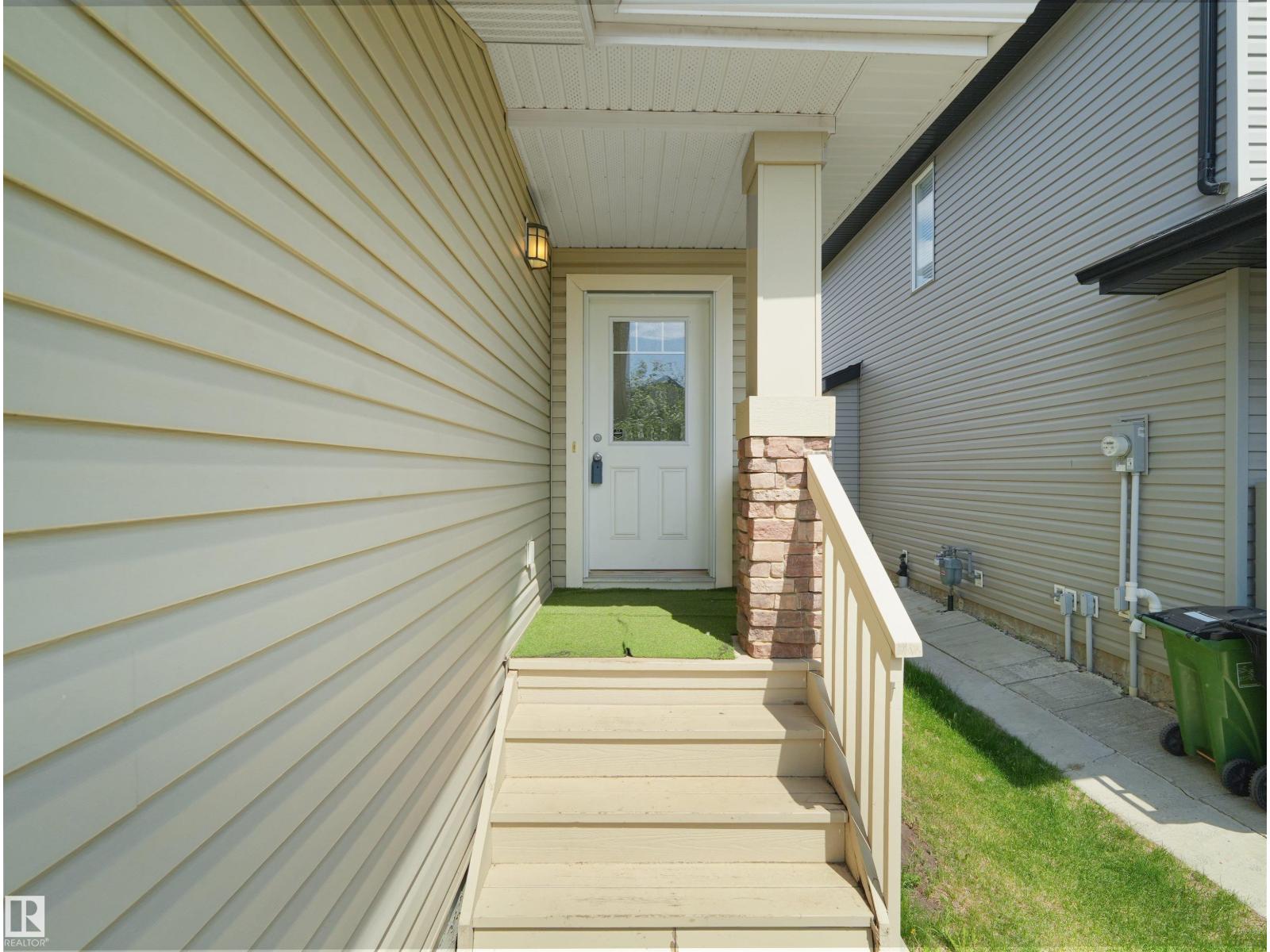1692 CUNNINGHAM WY SW - 62