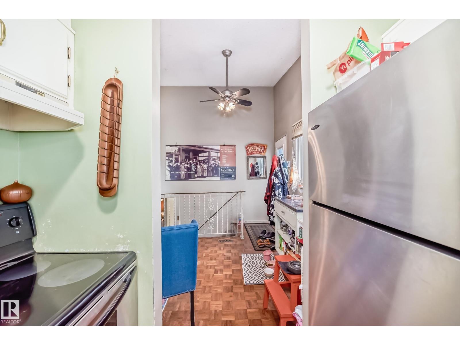 1283 MILLBOURNE RD E NW - 12