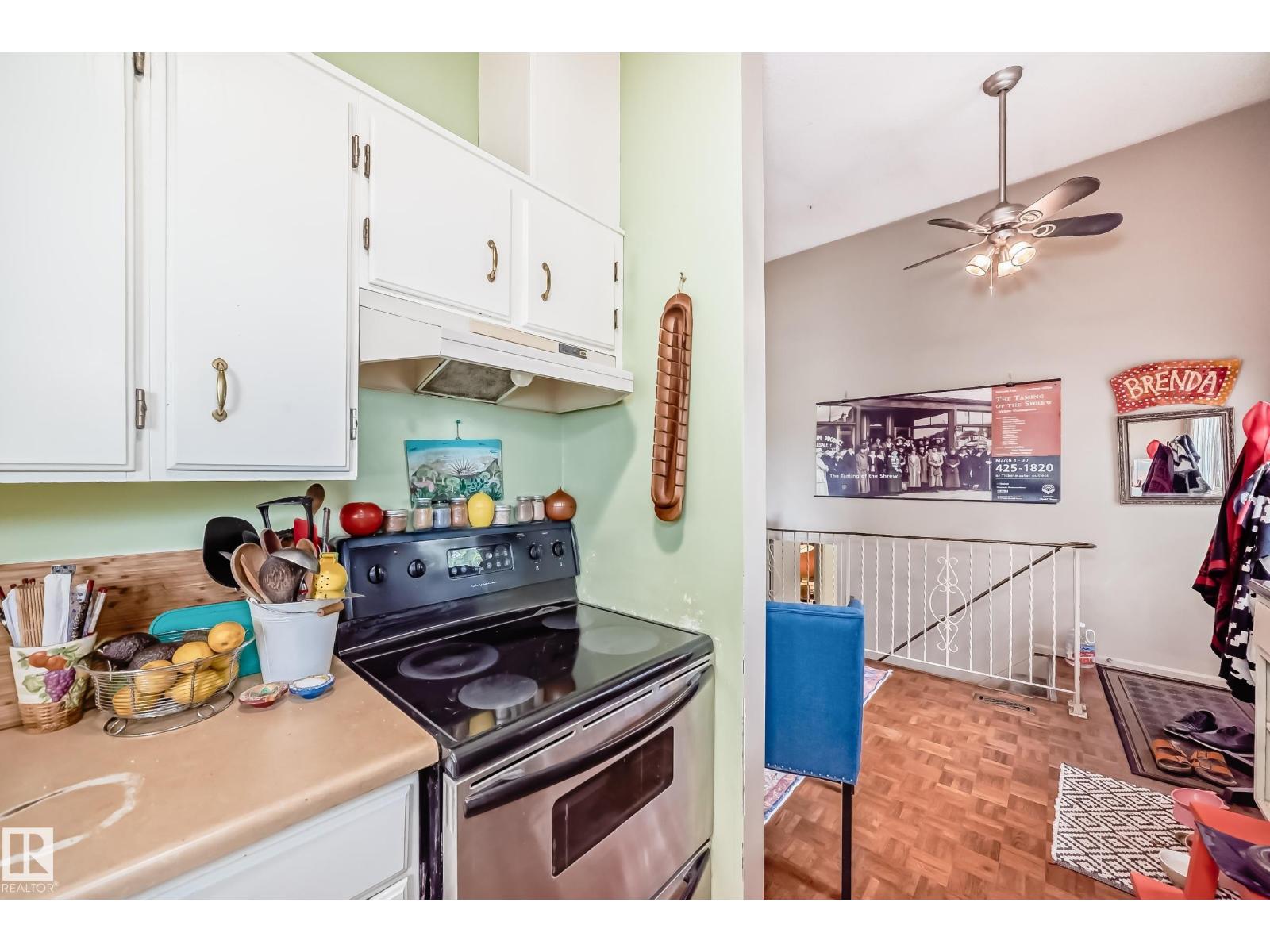 1283 MILLBOURNE RD E NW - 13