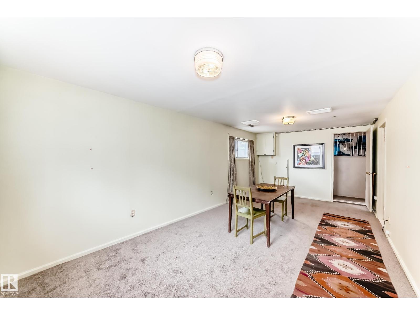 1283 MILLBOURNE RD E NW - 37