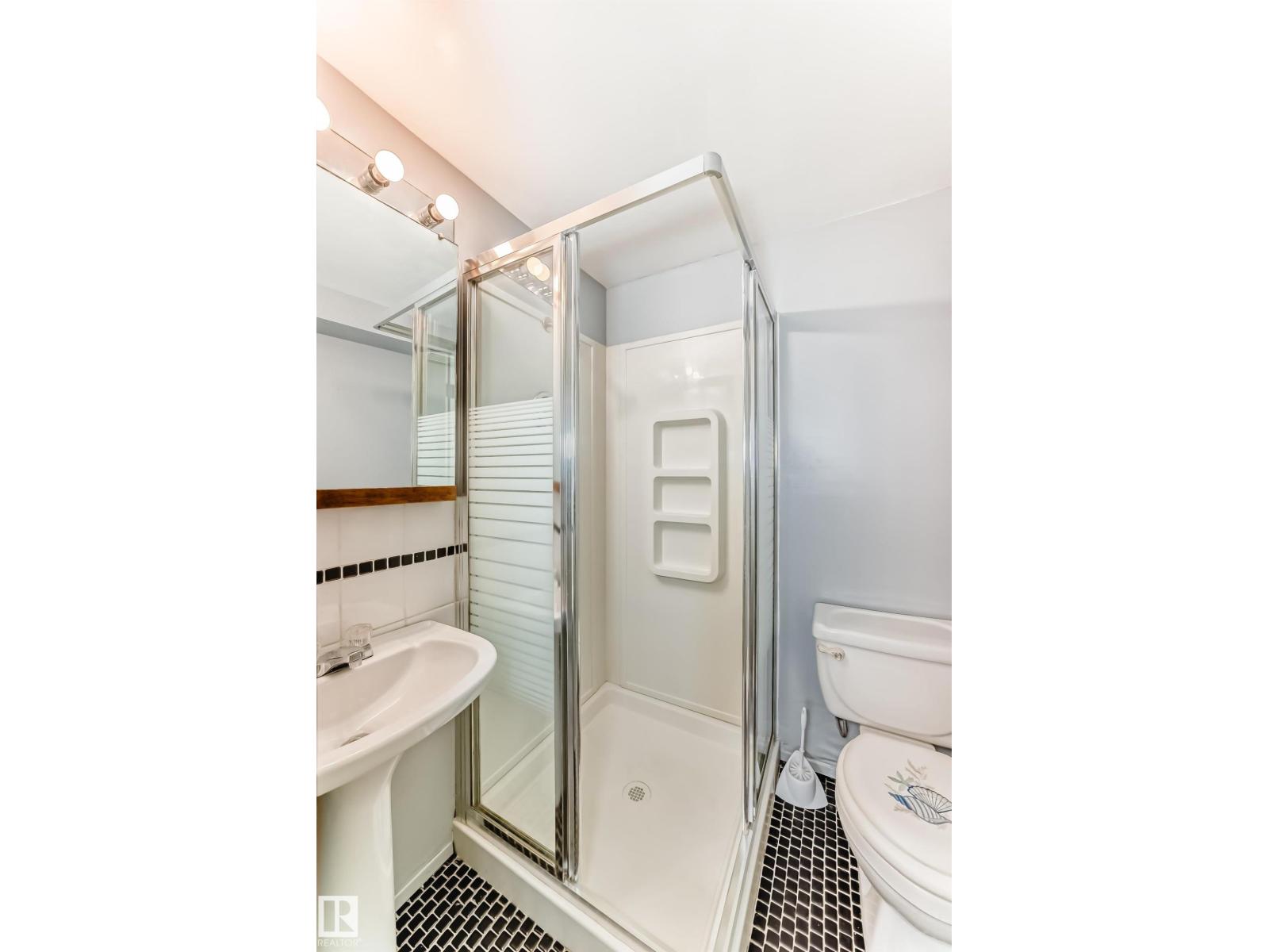 1283 MILLBOURNE RD E NW - 42