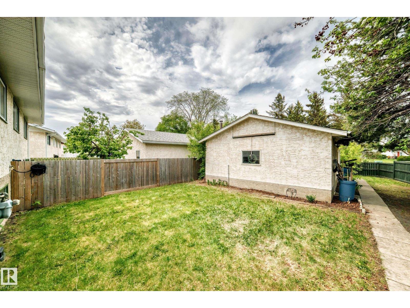 1283 MILLBOURNE RD E NW - 55