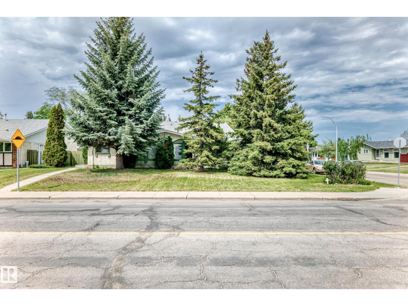 1283 MILLBOURNE RD E NW - 64