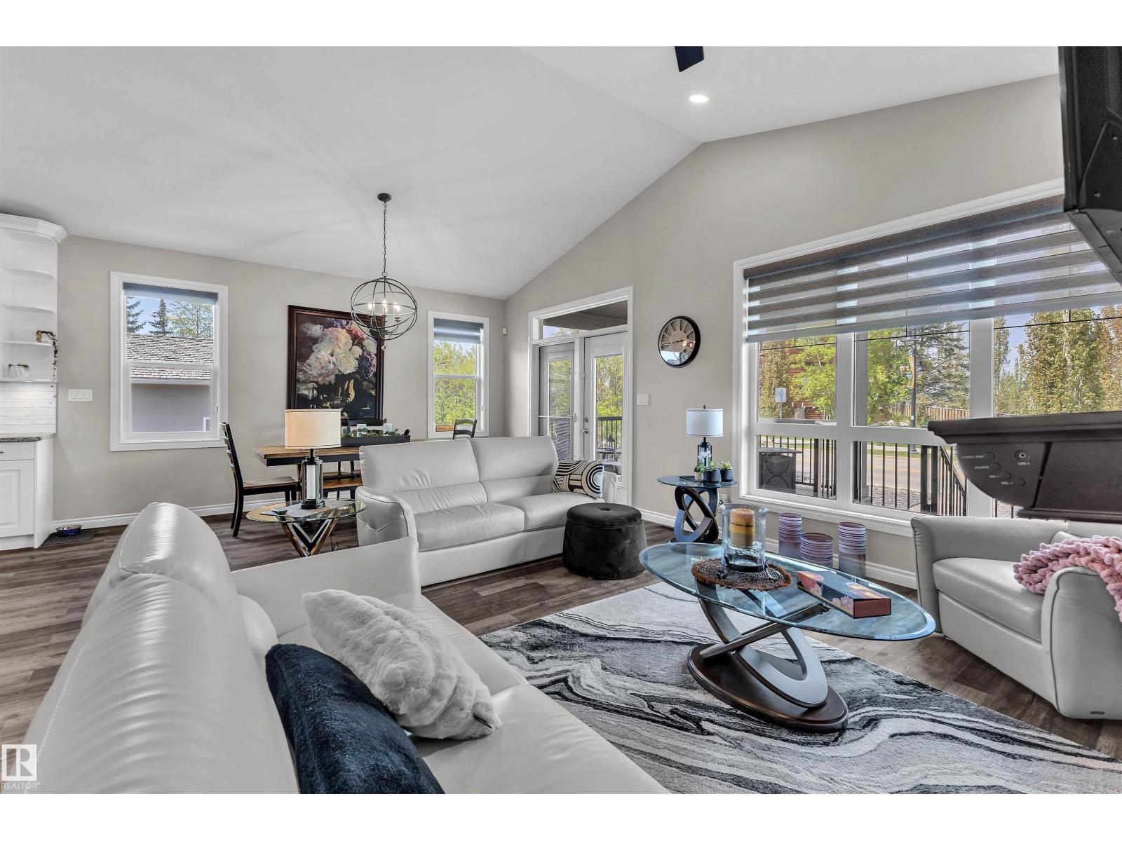 5052 Lakeshore DR — photo 35