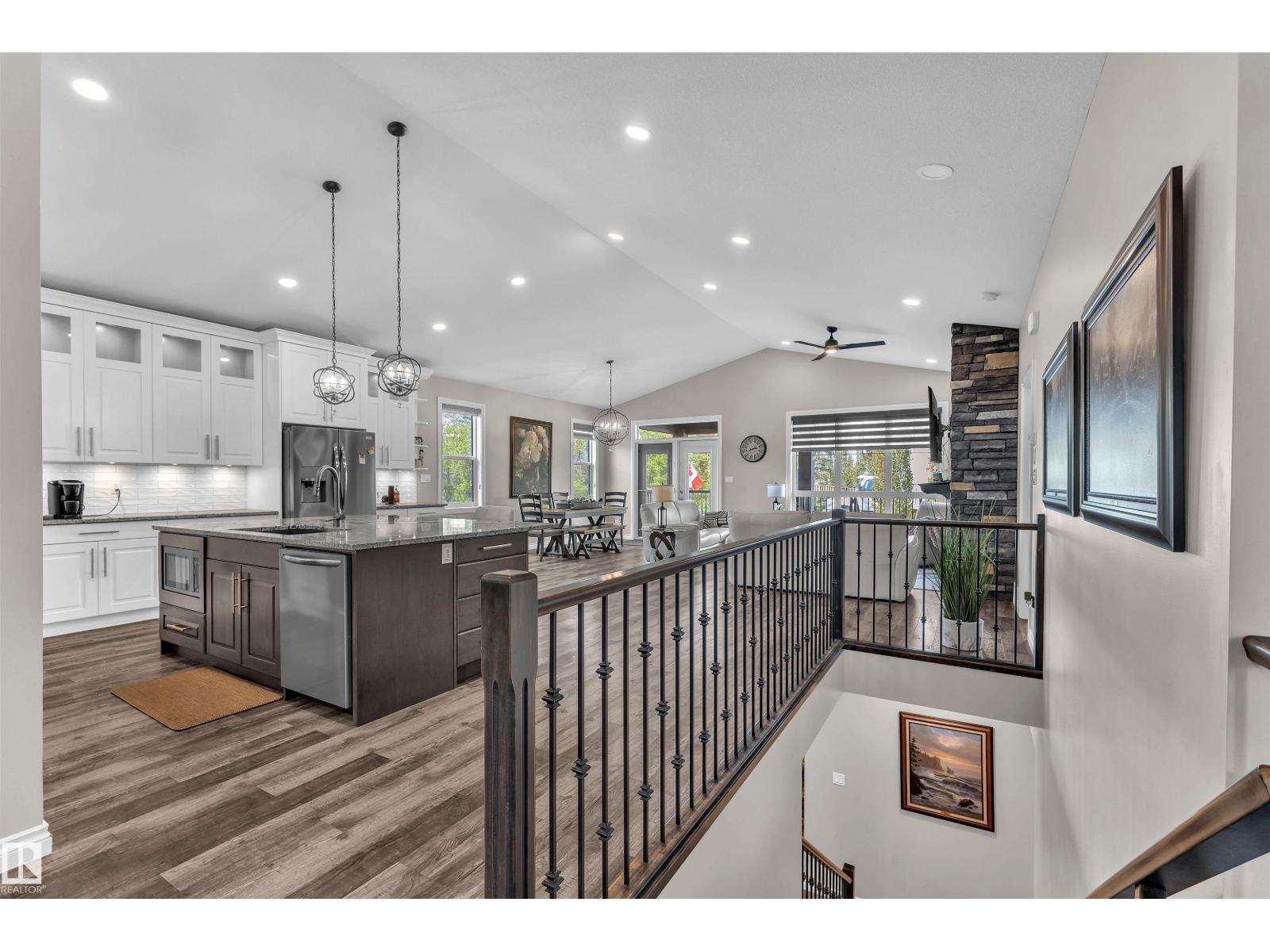 5052 Lakeshore DR - 23